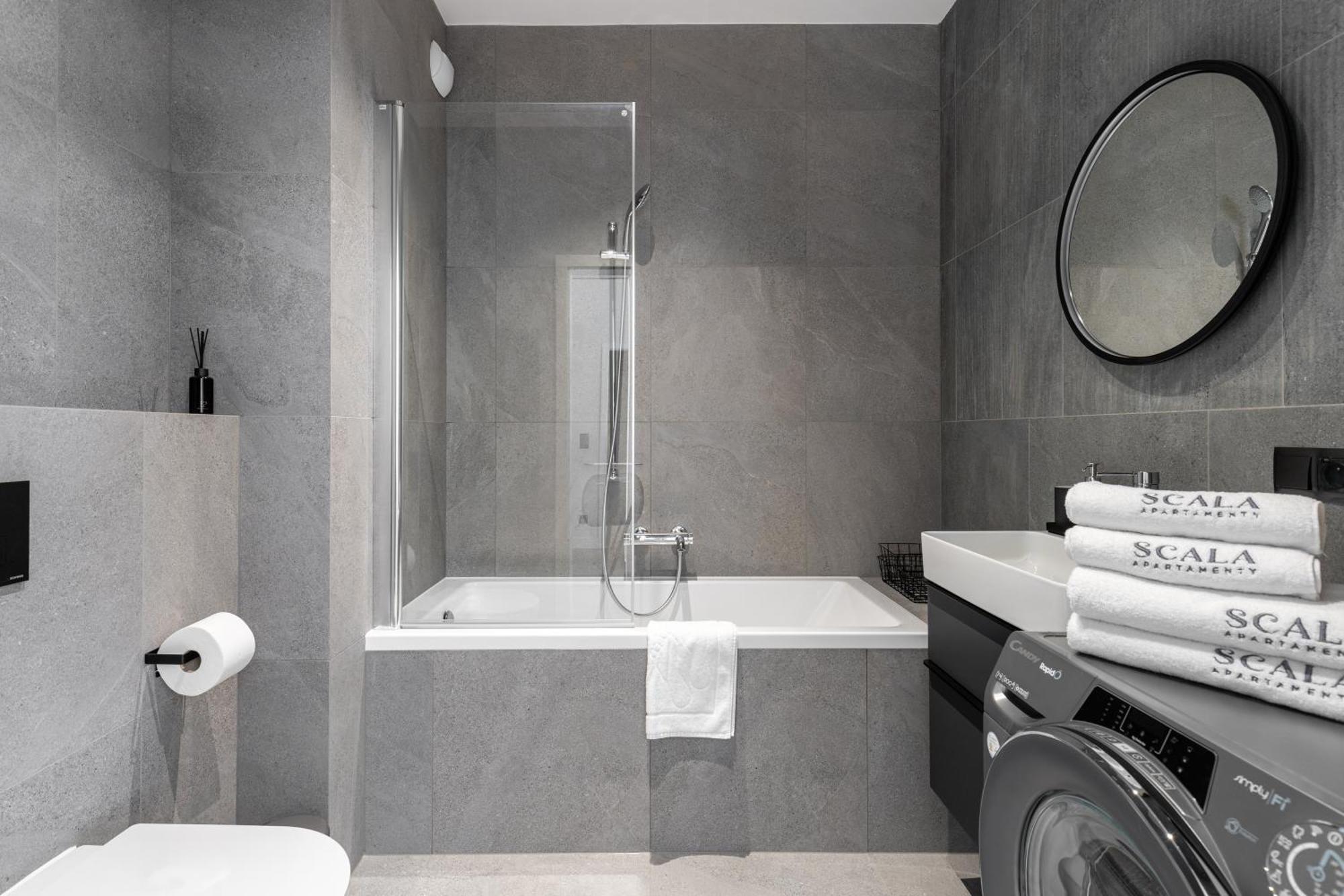 Scala City Center Apartments With Parking By Lion Apartments Gdaňsk Exteriér fotografie